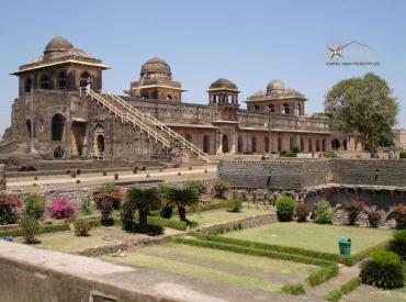 Mandu Tour and Travel Info