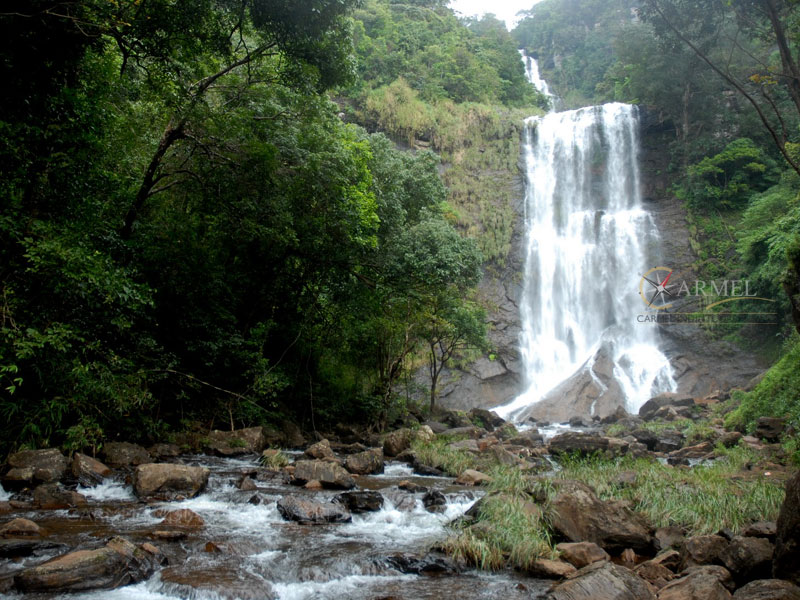 Hebbe Falls Chikmagalur Karanataka tour package