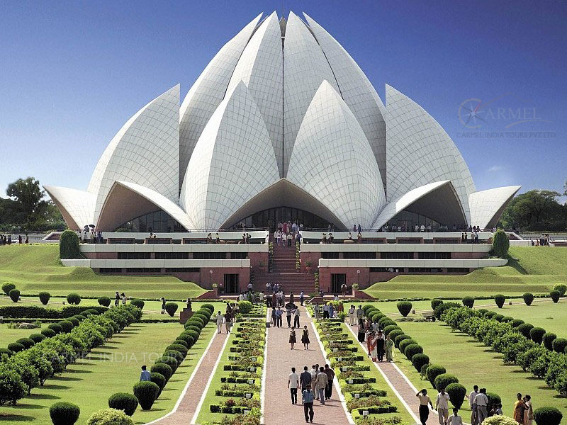 Delhi sightseeing lotus temple