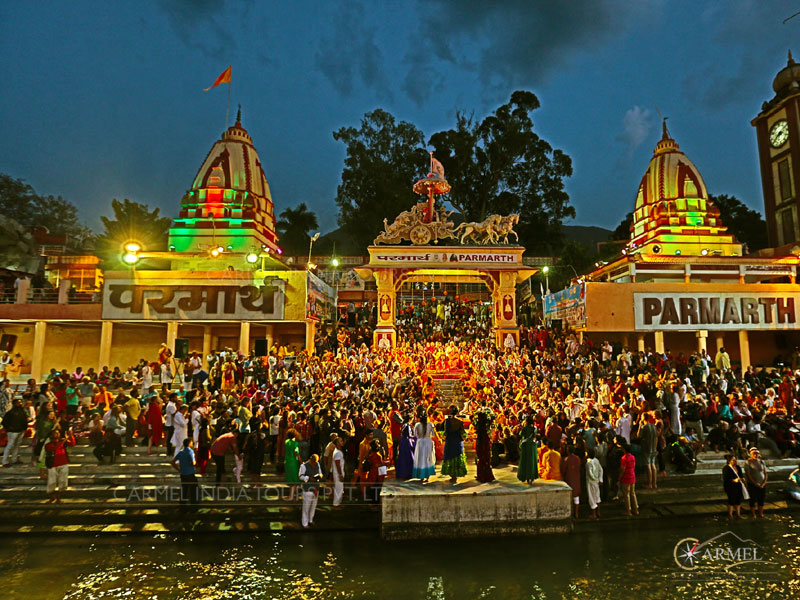 Parmarth Niketan Ashram, Rishikesh Evening ganga Arti